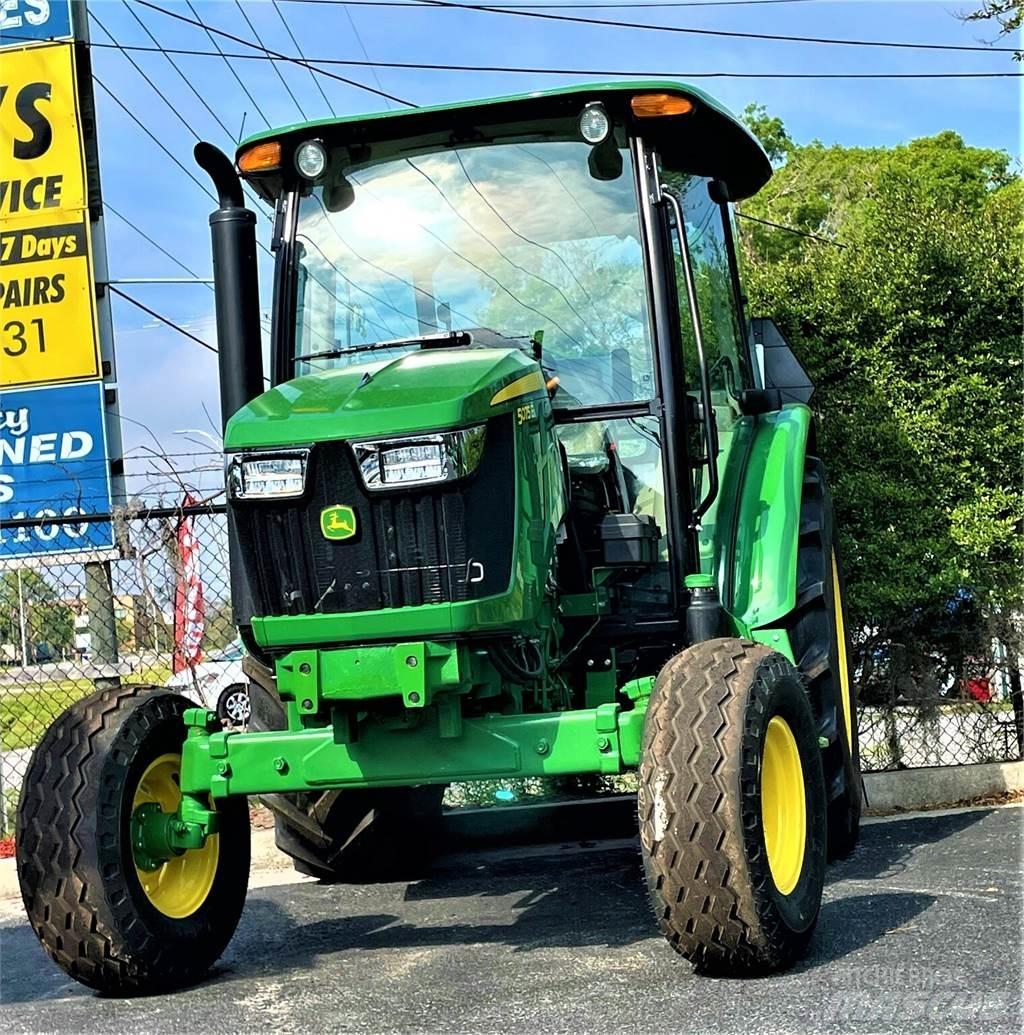 John Deere 5075E Traktorit