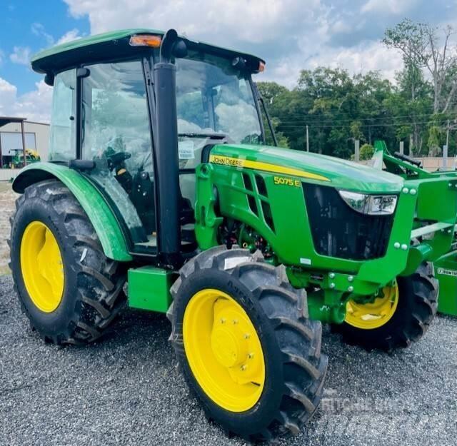 John Deere 5075E Traktorit