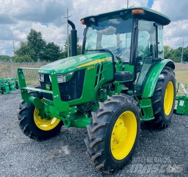 John Deere 5075E Traktorit