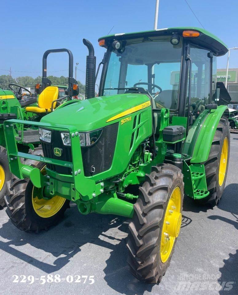 John Deere 5075E Traktorit