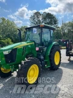 John Deere 5090M Traktorit