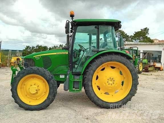 John Deere 5090R Traktorit