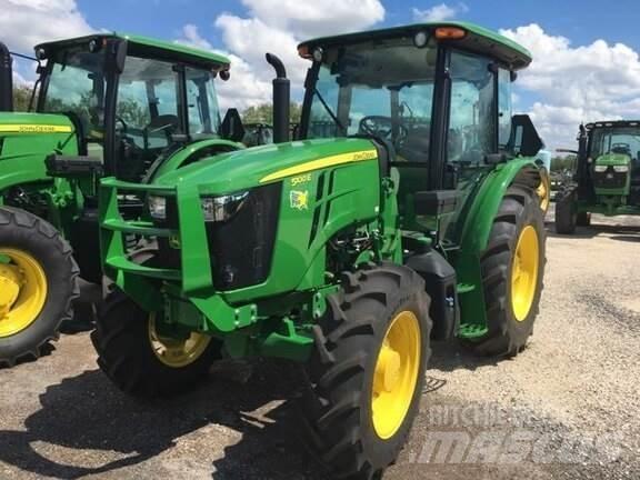 John Deere 5100E Traktorit