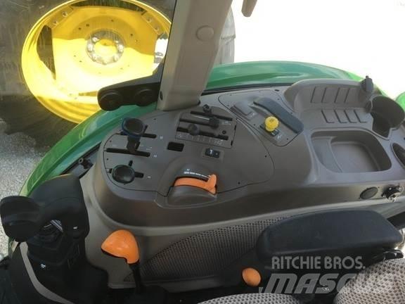 John Deere 5100E Traktorit