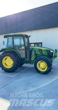 John Deere 5100E Taajamatraktorit
