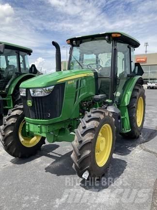 John Deere 5100E Traktorit
