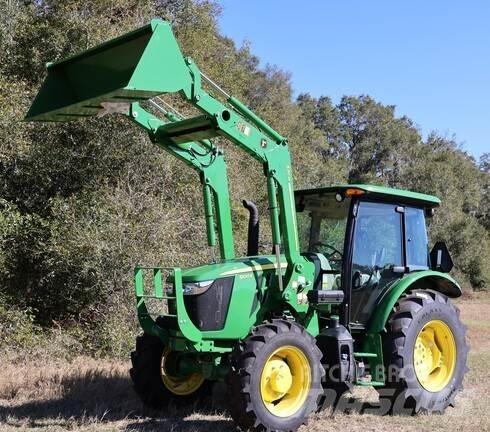 John Deere 5100E Traktorit