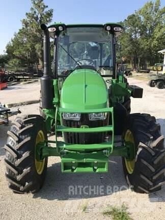 John Deere 5105M Traktorit