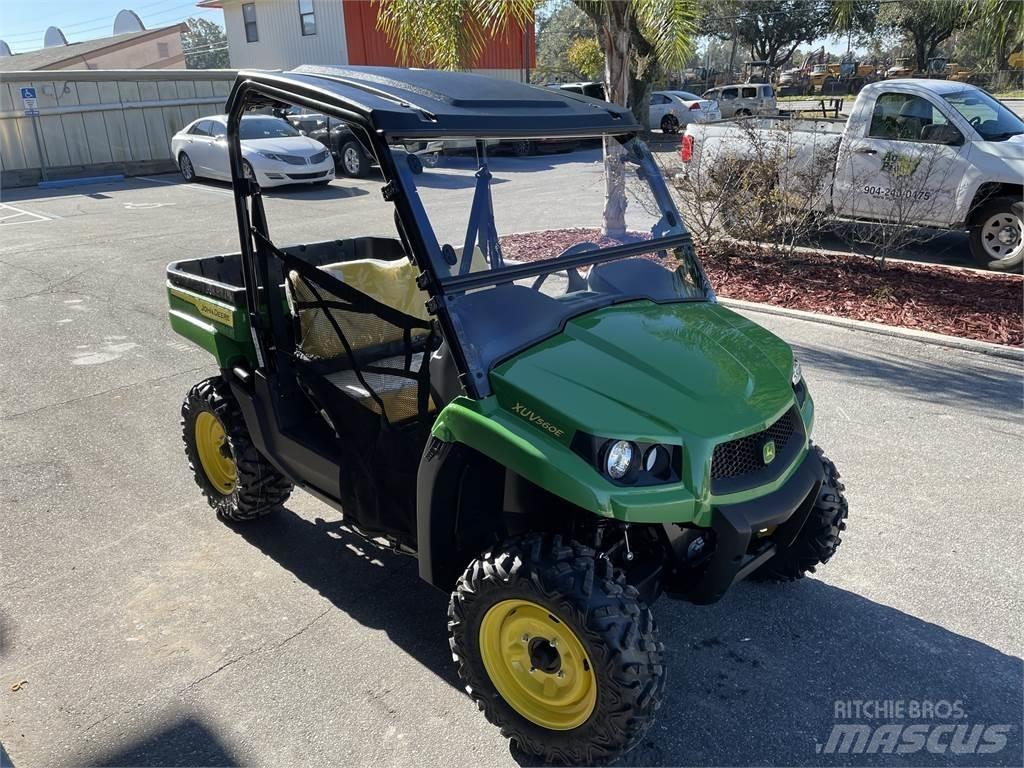 John Deere 560E Taajamakoneet