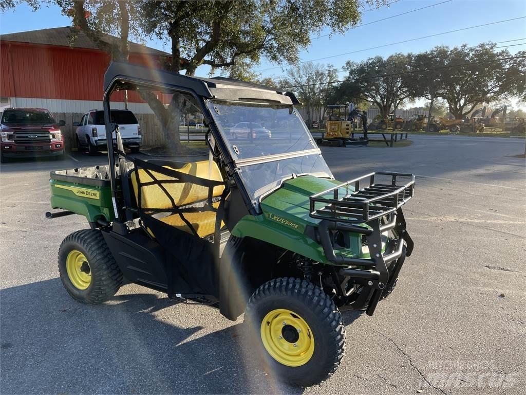 John Deere 590E Taajamakoneet