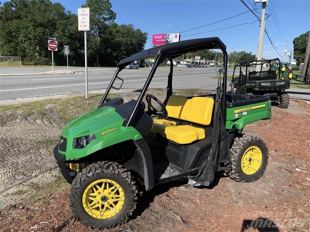 John Deere 590M Taajamakoneet