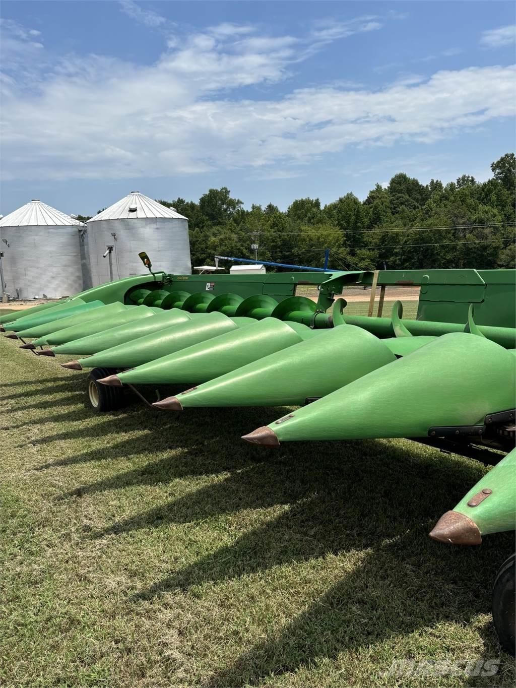 John Deere 612C Lisävarusteet ja komponentit