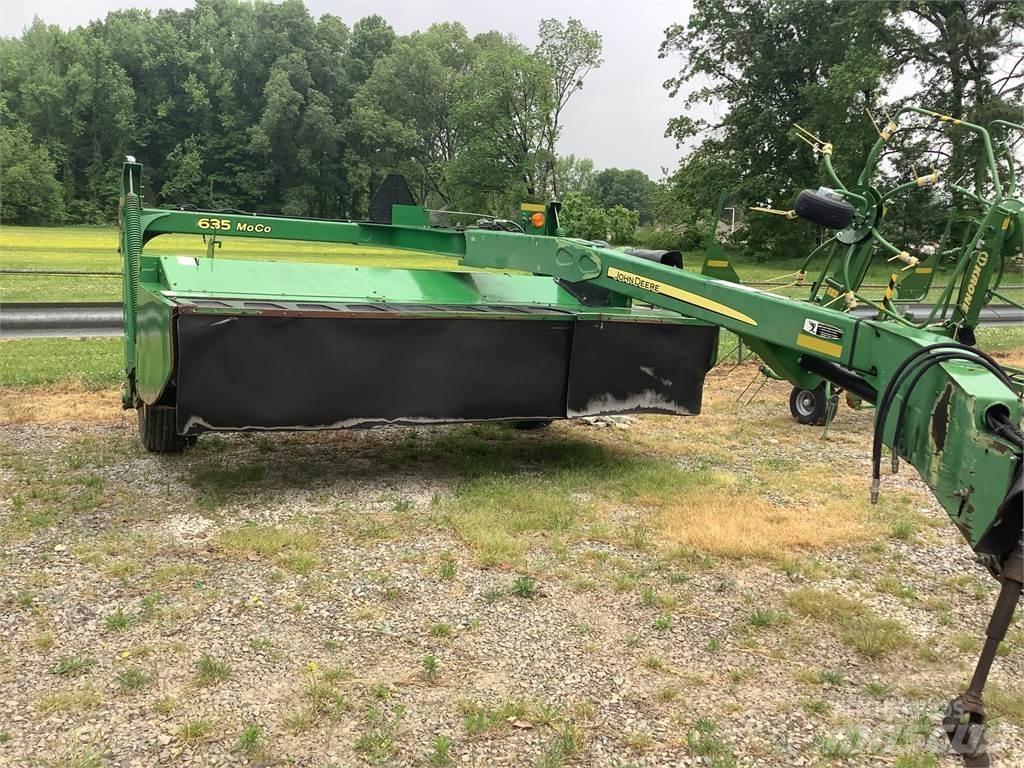 John Deere 635 Niittomurskaimet