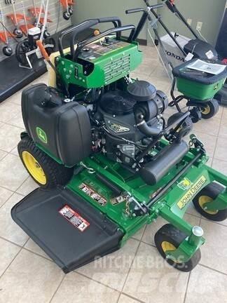 John Deere 636M Päältäajettavat ruohonleikkurit