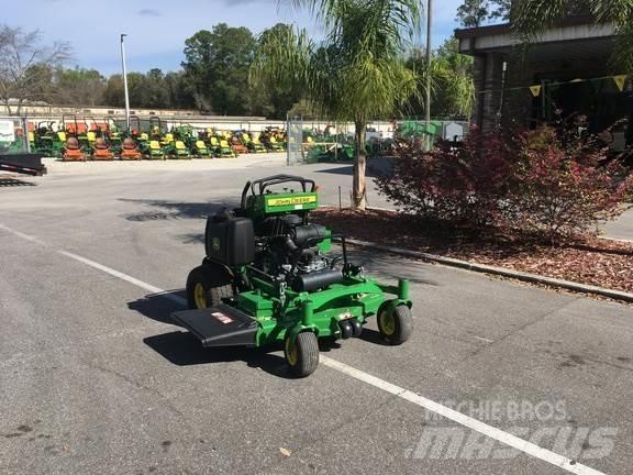 John Deere 648R Päältäajettavat ruohonleikkurit