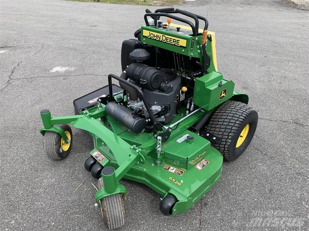 John Deere 652R Päältäajettavat ruohonleikkurit