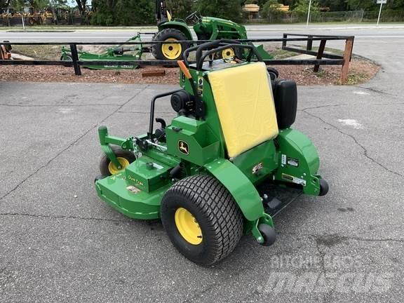 John Deere 652R Päältäajettavat ruohonleikkurit
