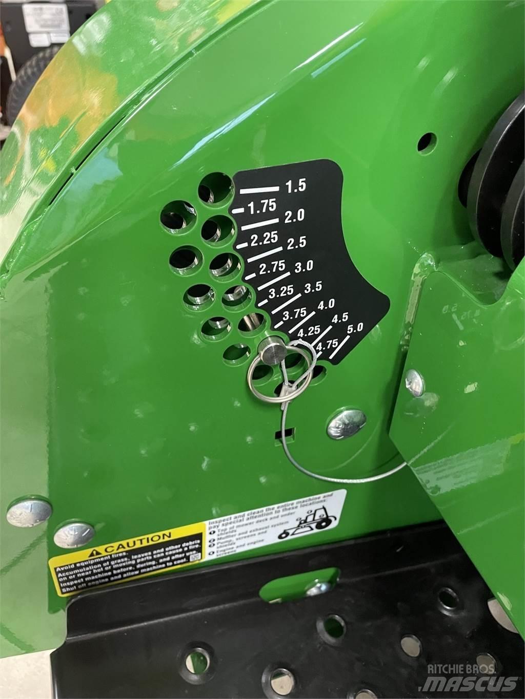 John Deere 661R Päältäajettavat ruohonleikkurit