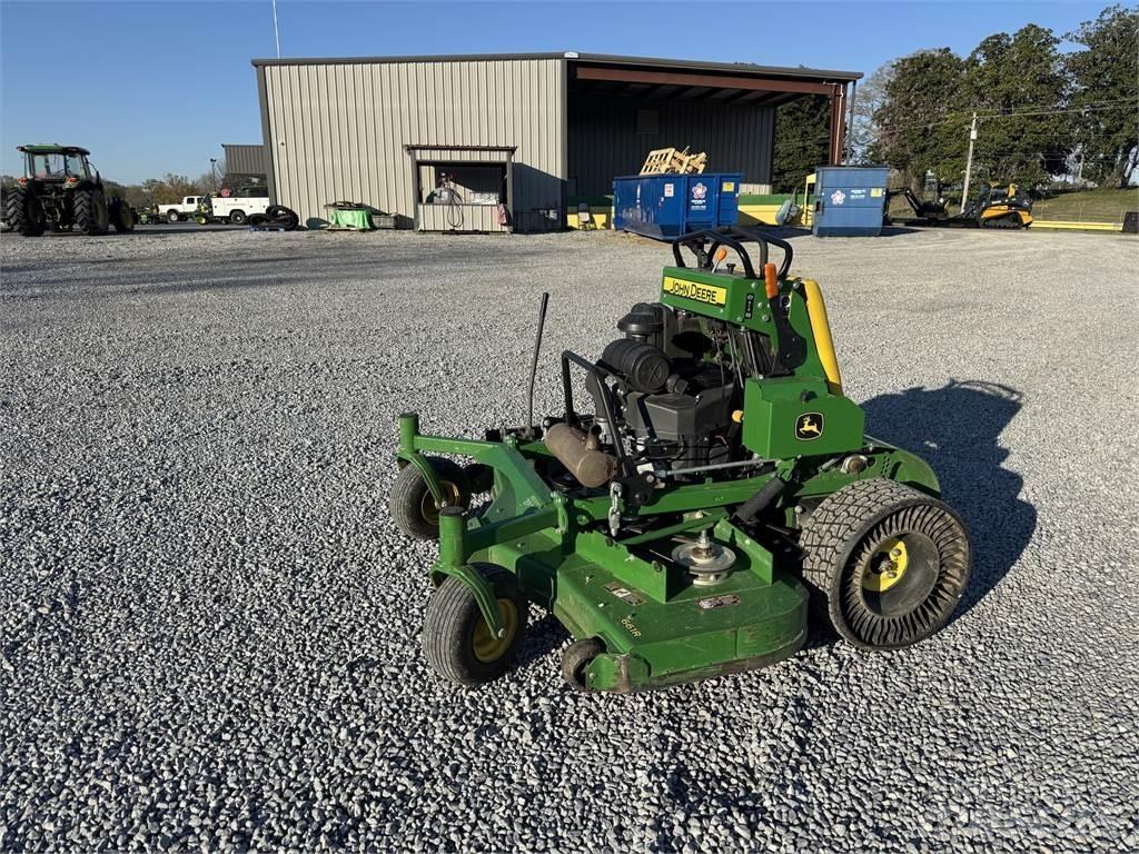John Deere 661R Päältäajettavat ruohonleikkurit