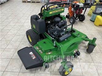 John Deere 661R Päältäajettavat ruohonleikkurit
