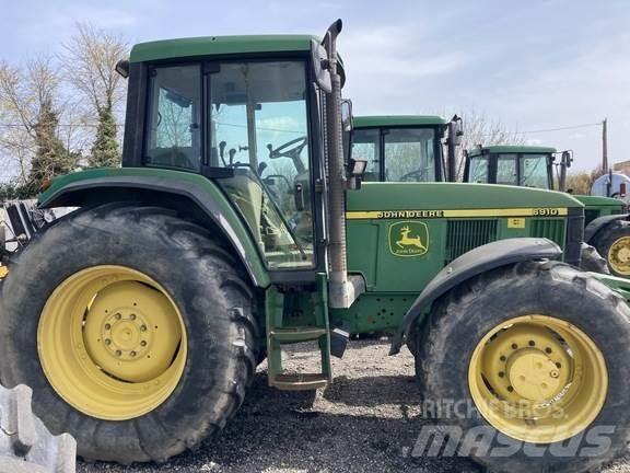 John Deere 6910 Traktorit
