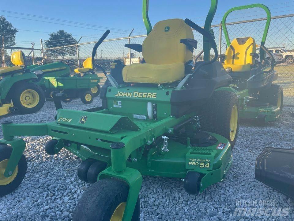 John Deere 720E 0-kääntösäde leikkurit