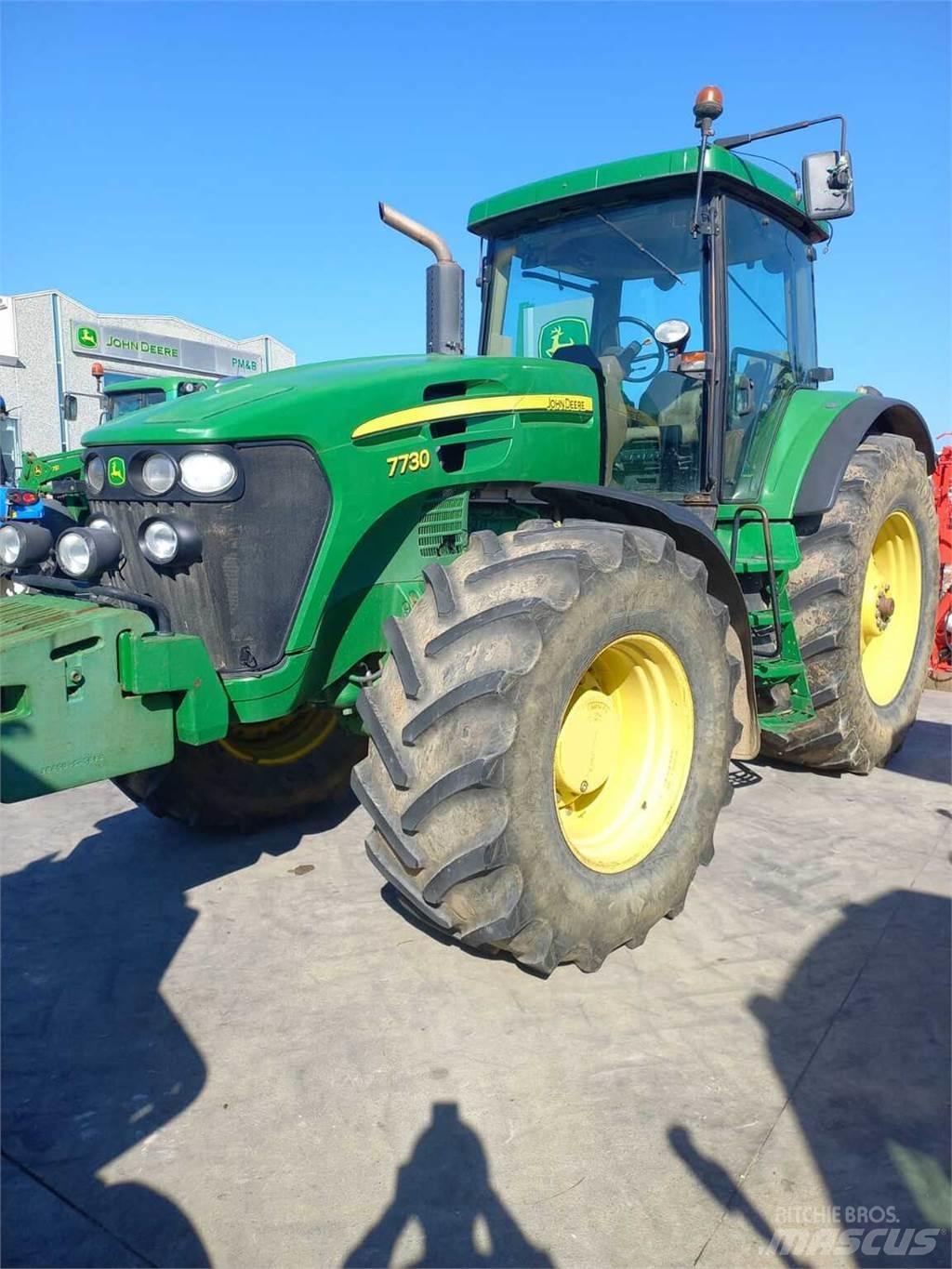 John Deere 7820 Traktorit