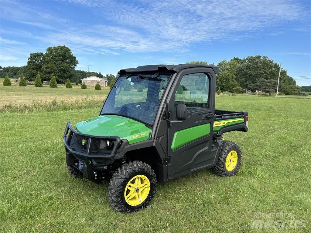 John Deere 835M Taajamakoneet
