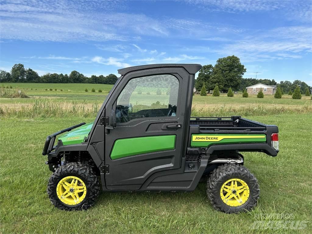 John Deere 835M Taajamakoneet
