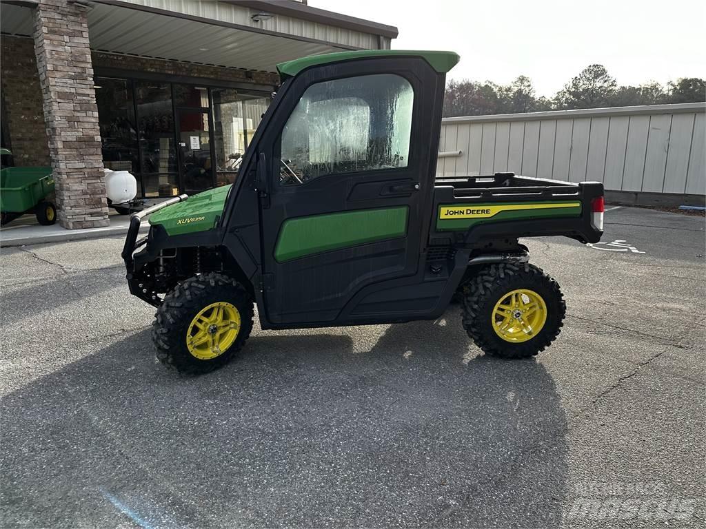John Deere 835R Taajamakoneet