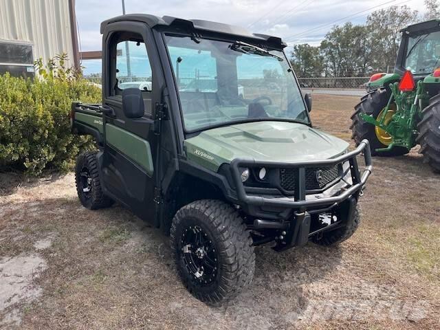 John Deere 835R Taajamakoneet