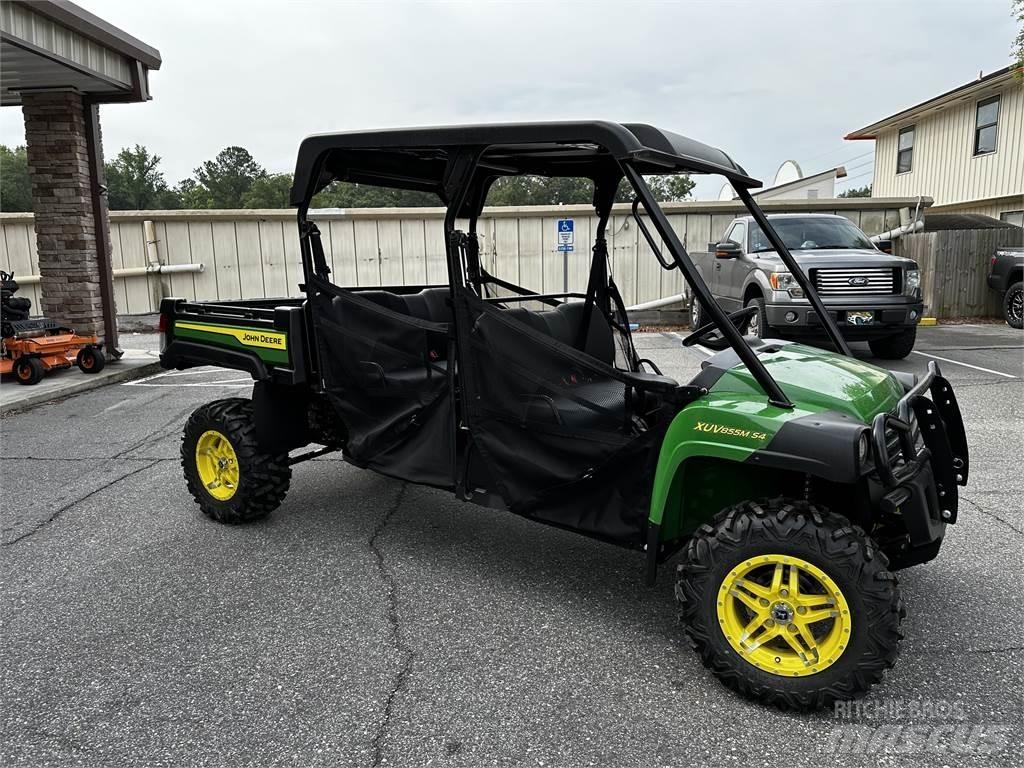 John Deere 855M Taajamakoneet