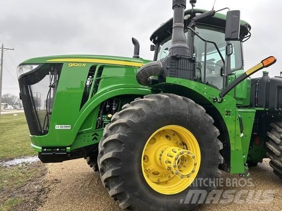 John Deere 9520R Traktorit