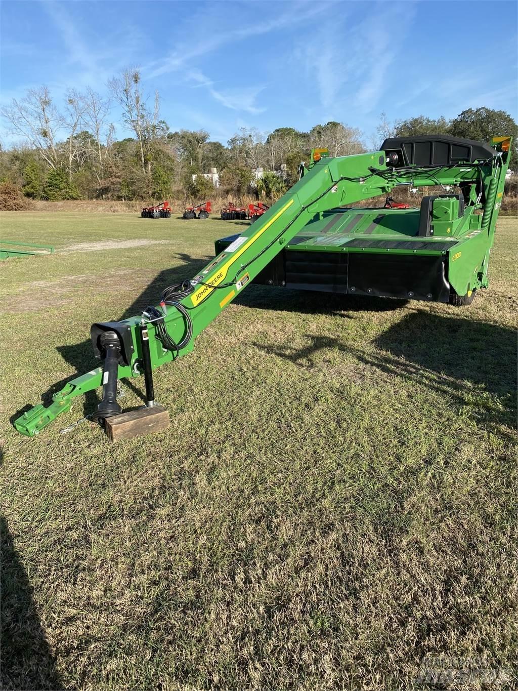 John Deere C300 Niittomurskaimet