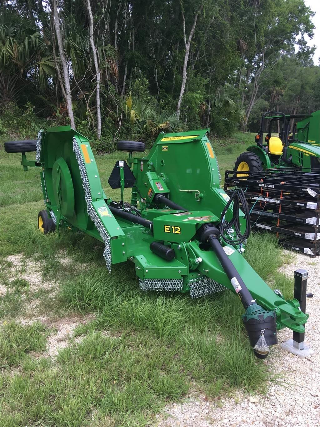 John Deere FC12E Paalinkäsittelykoneet