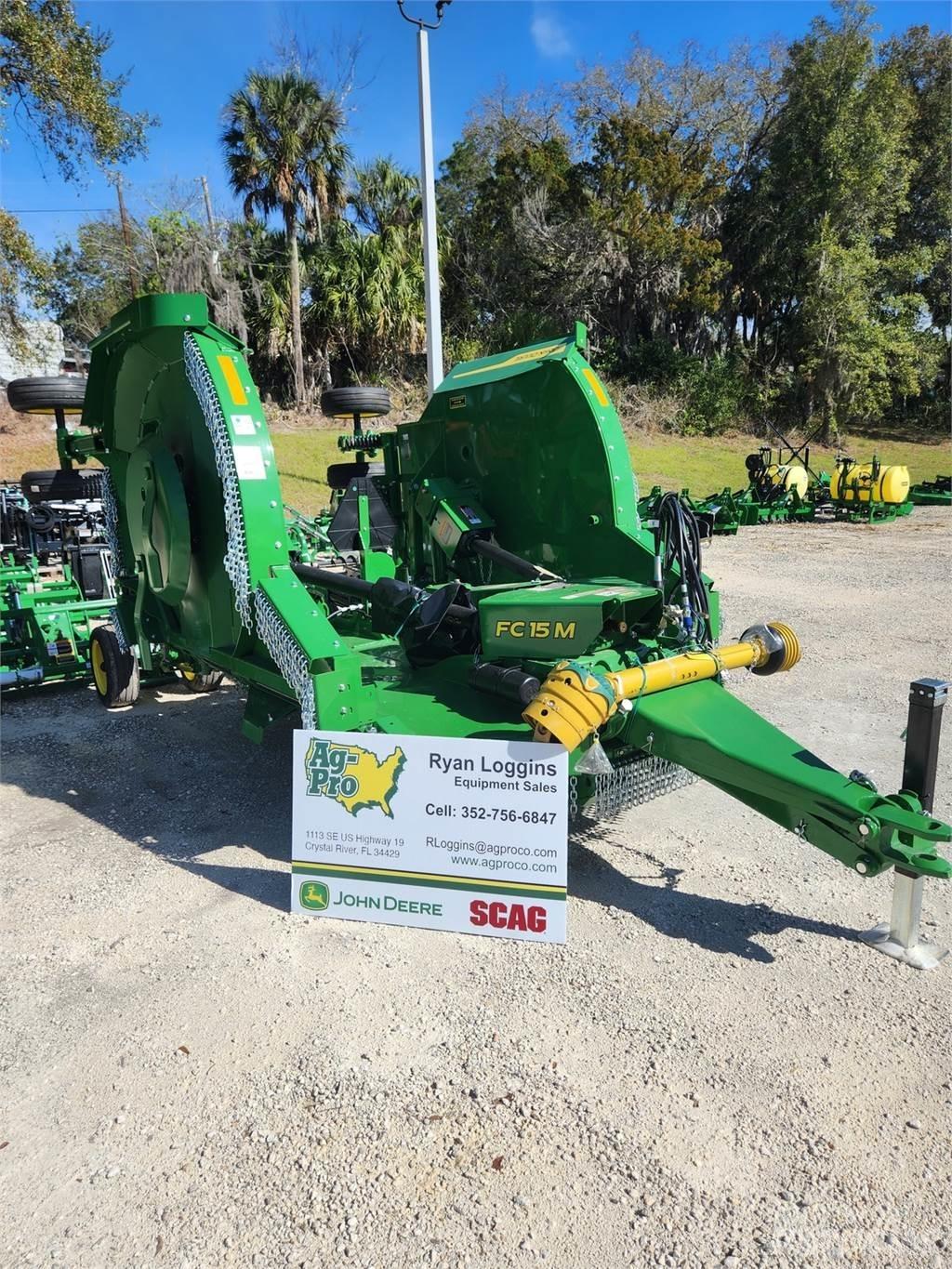 John Deere FC15M Paalinkäsittelykoneet