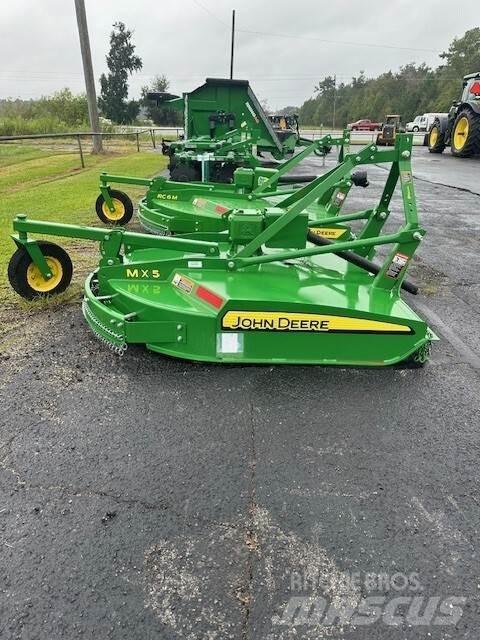 John Deere MX5 Paalinkäsittelykoneet
