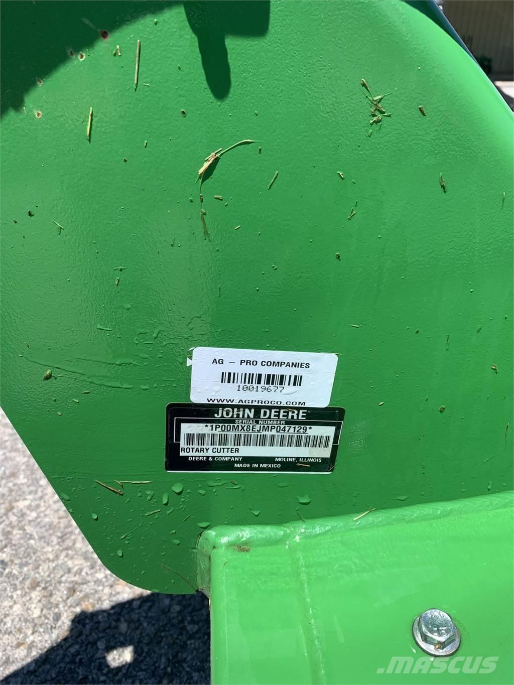 John Deere MX8 Paalinkäsittelykoneet