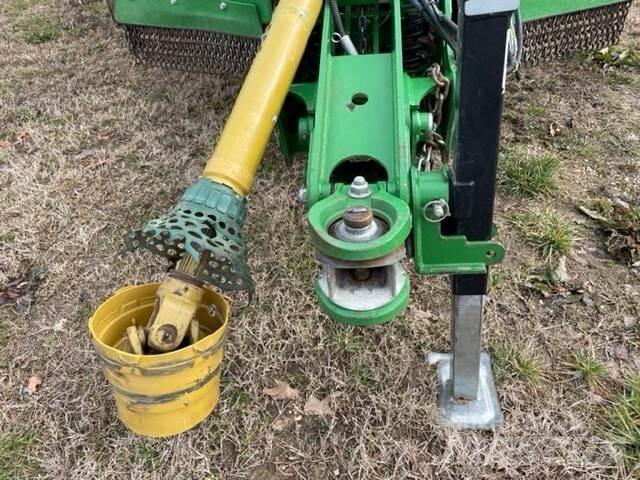 John Deere R20 Paalinkäsittelykoneet