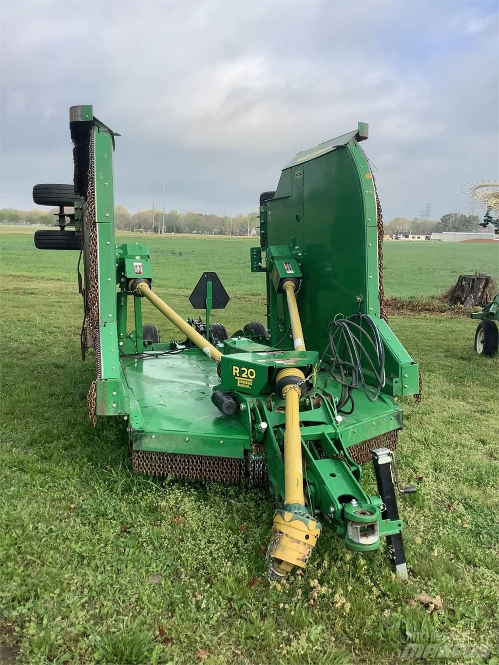 John Deere R20 Paalinkäsittelykoneet