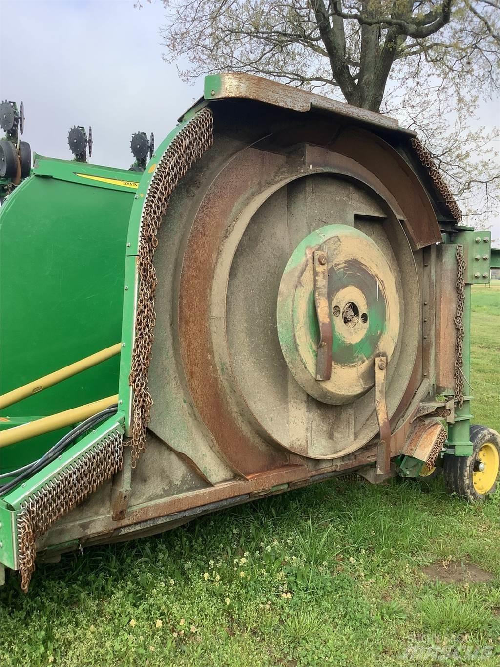 John Deere R20 Paalinkäsittelykoneet