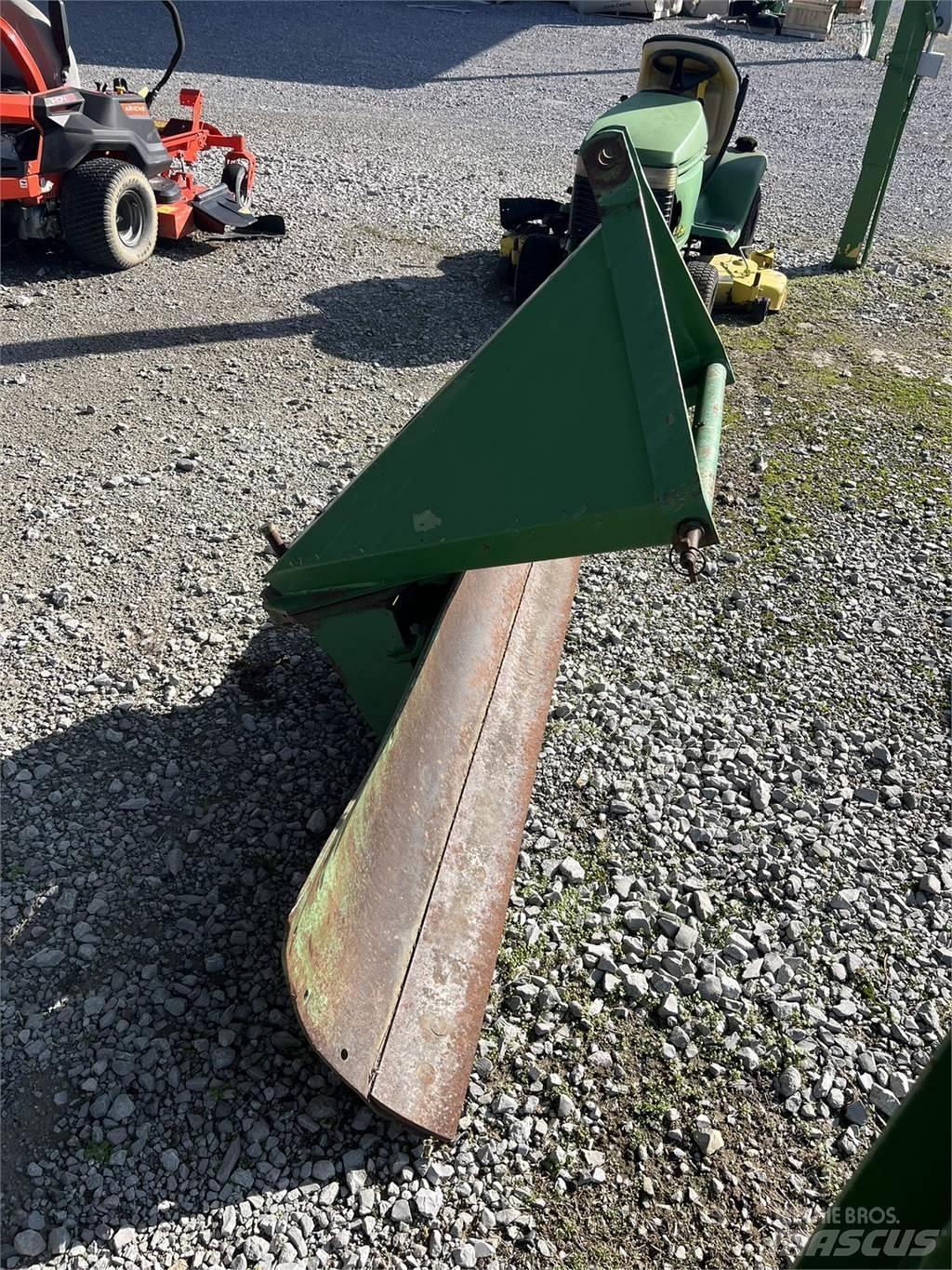 John Deere RB60 Lumiaurat