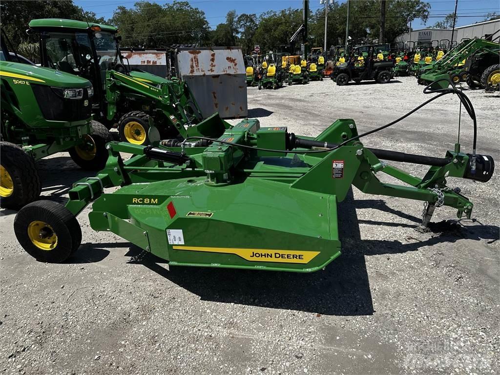 John Deere RC8M Paalinkäsittelykoneet
