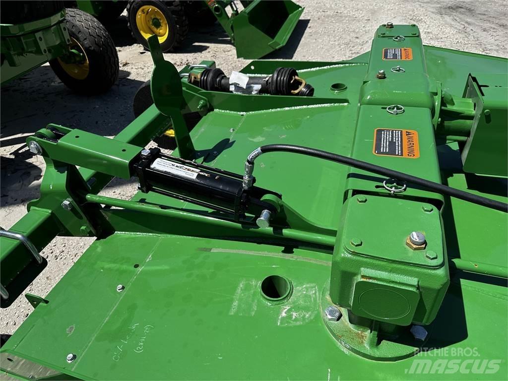 John Deere RC8M Paalinkäsittelykoneet