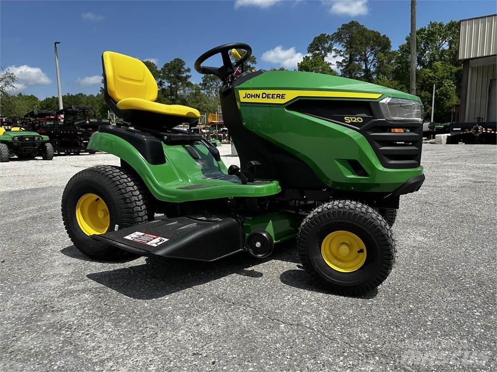 John Deere S120 Päältäajettavat ruohonleikkurit