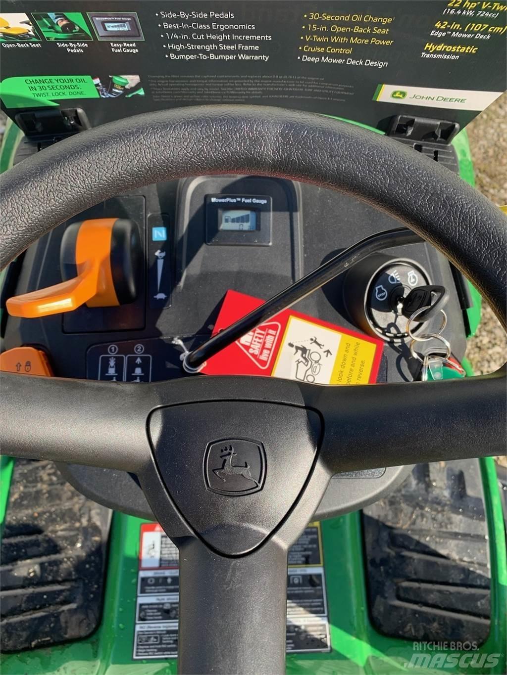 John Deere S120 Päältäajettavat ruohonleikkurit