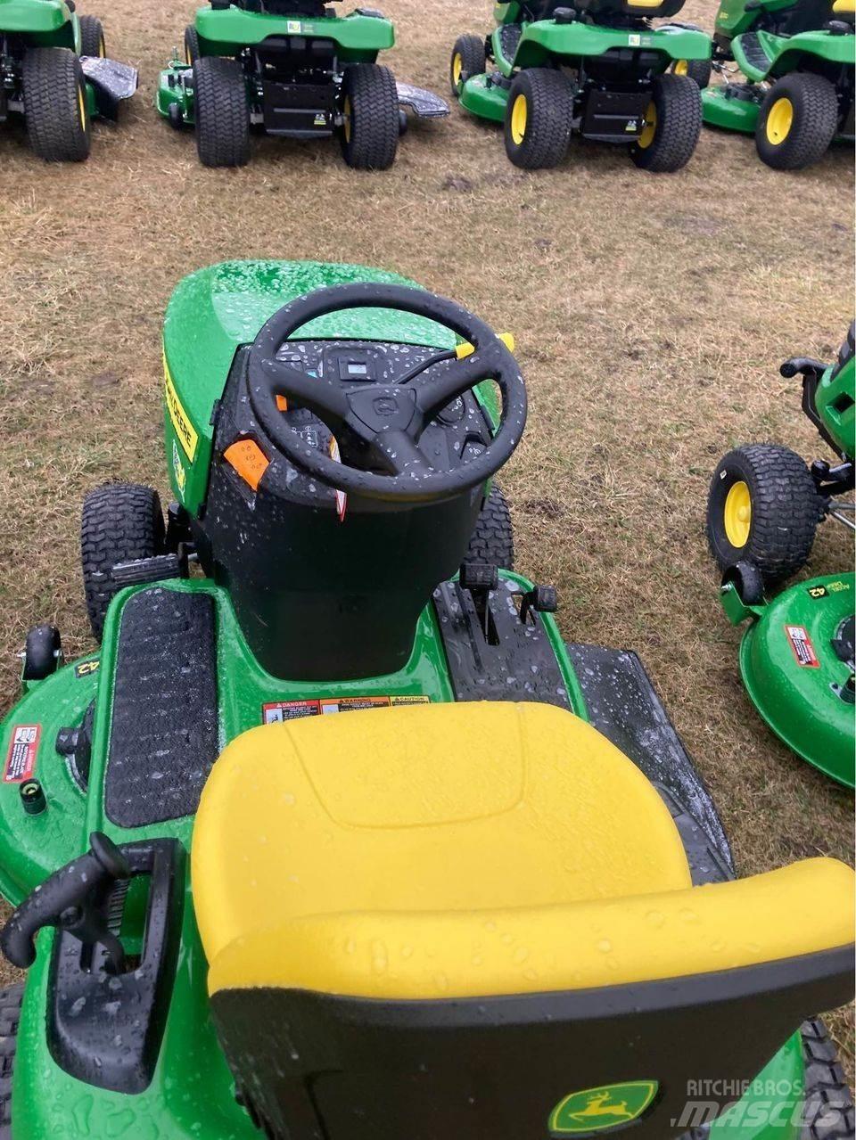 John Deere s120 Päältäajettavat ruohonleikkurit