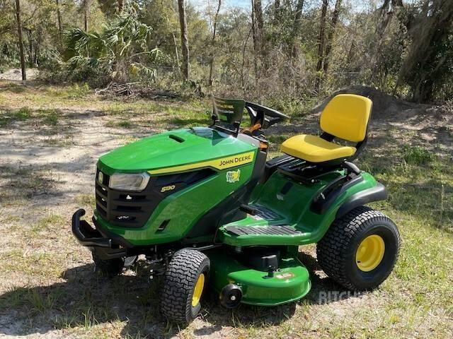 John Deere S130 Päältäajettavat ruohonleikkurit