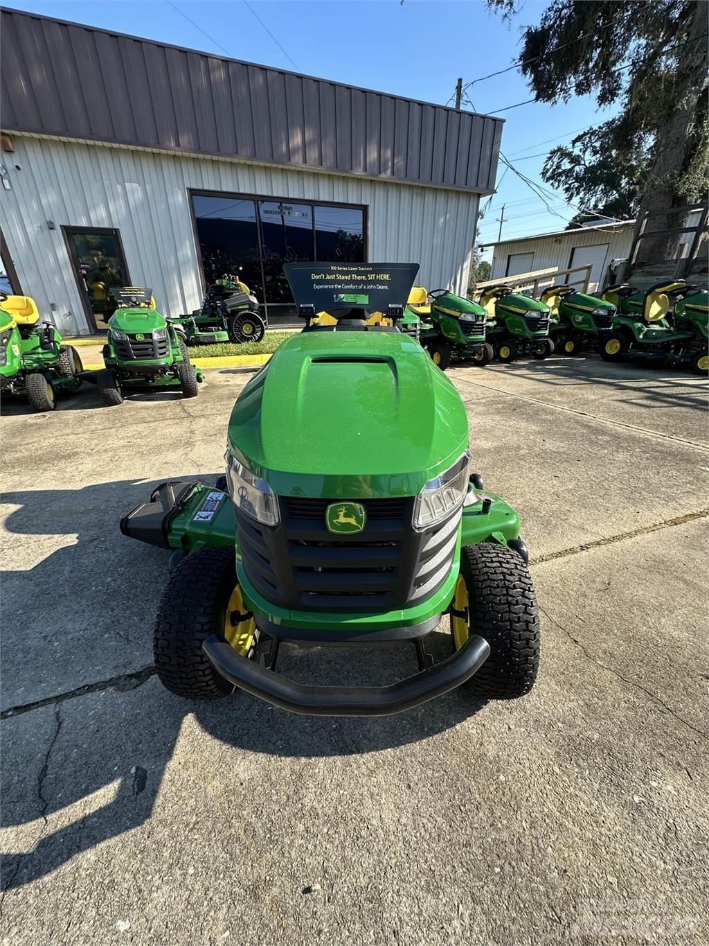John Deere S180 Taajamatraktorit