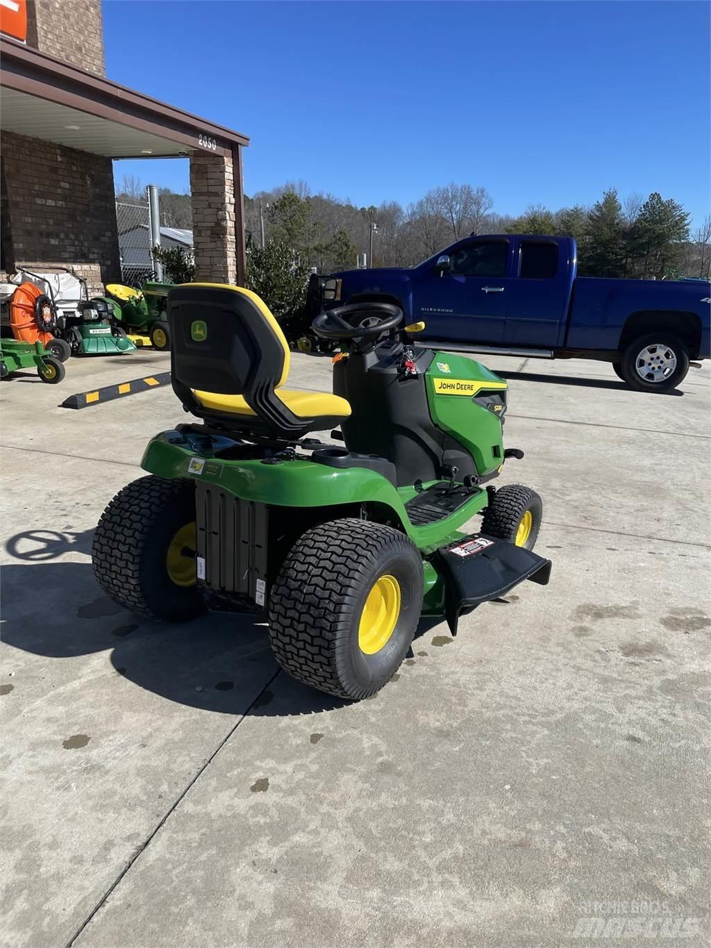 John Deere S220 Päältäajettavat ruohonleikkurit